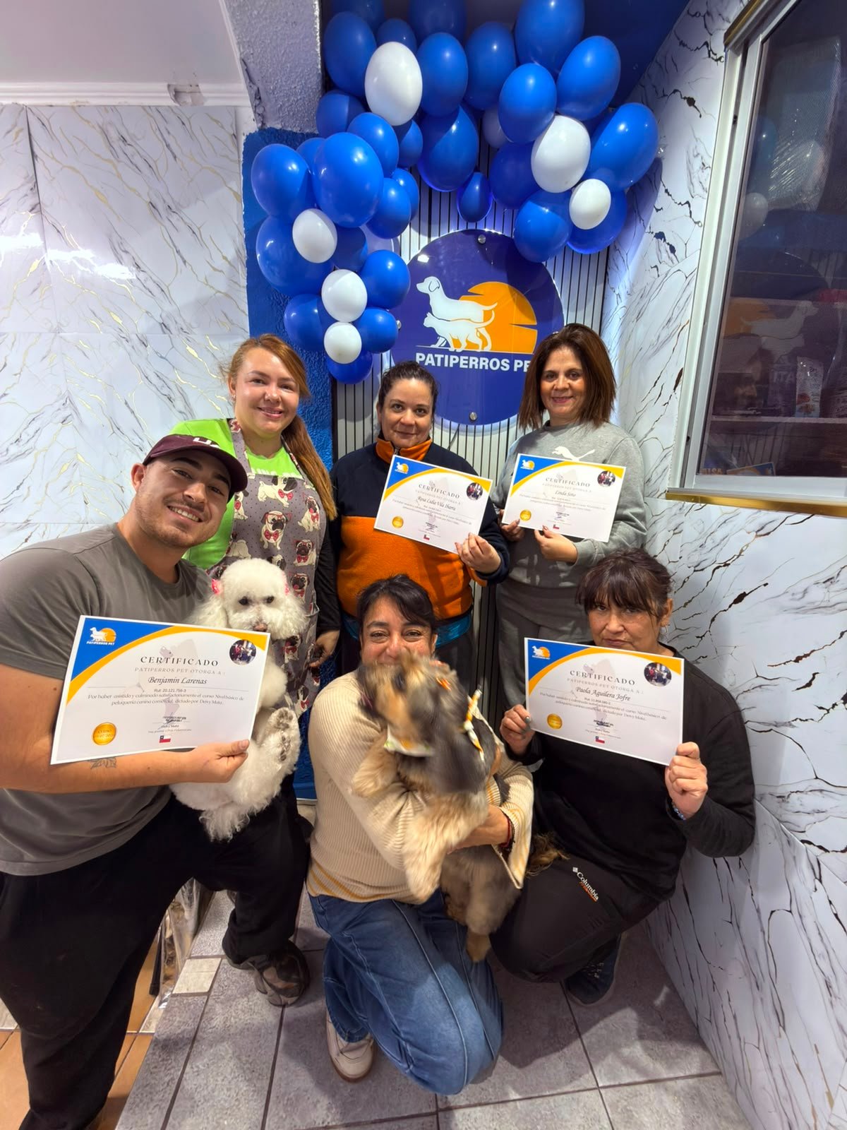 Estudiantes del curso de peluquería